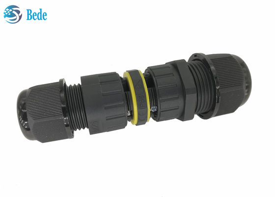 IP 68 জলরোধী তারের সংযোগকারী 3 পিন আউটপুট 2~4 তার উচ্চ ভোল্টেজ এবং উচ্চ কারেন্ট সহ্য করে