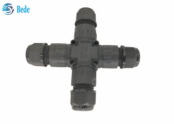 X টাইপ 4-চ্যানেল Ip68 জলরোধী সংযোগকারী 3 - খুঁটি 3 পিনের তারের জন্য আদর্শ