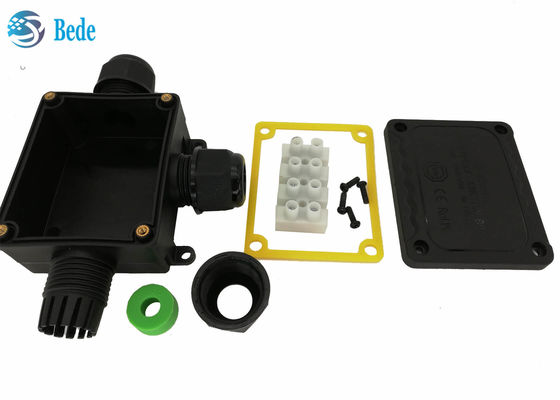 IP68 জলরোধী জংশন বক্স আবহাওয়ারোধী আউটলেট বক্স 3 চ্যানেল 450V T প্রকার